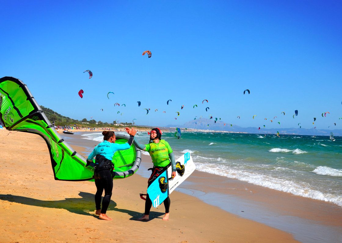 Discover kitesurfing with Freeride tarifa, Kite School.