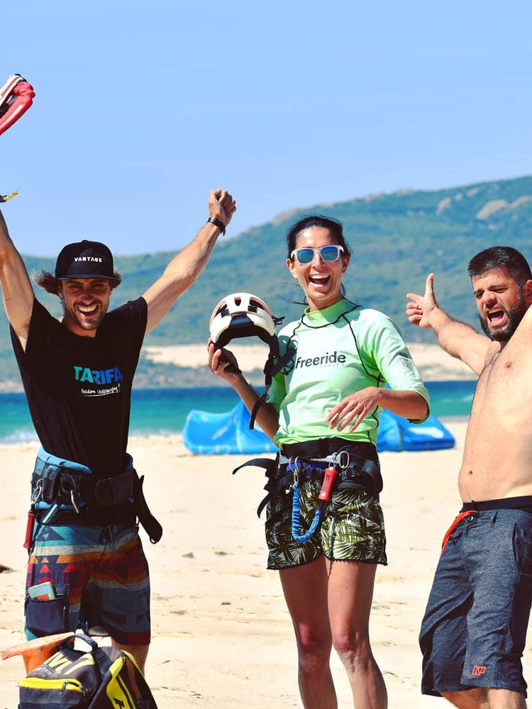 Kitesurfing lessons for beginners