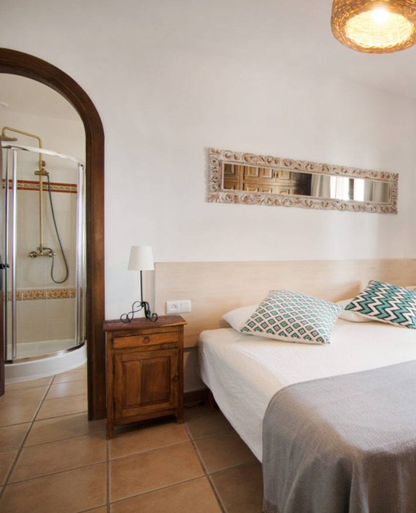 Villa et Chambre avec salle de bain