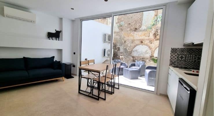 appartement avec terrasse et une chambre dans le centre ville de Tarifa